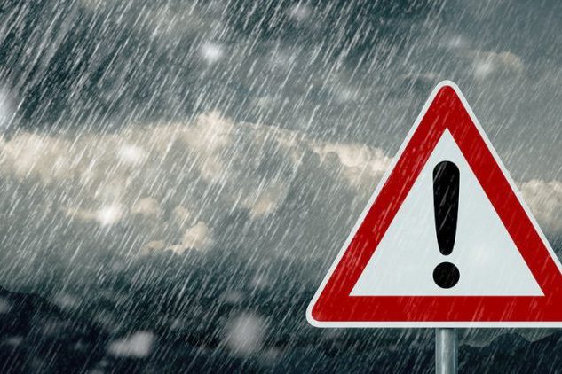 caution-sign-in-the-rain-warning-of-bad-choices-during-a-divorce