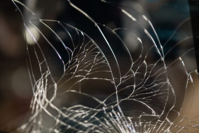 Can-You-Fix-A-Spider-Crack-In-Windshield